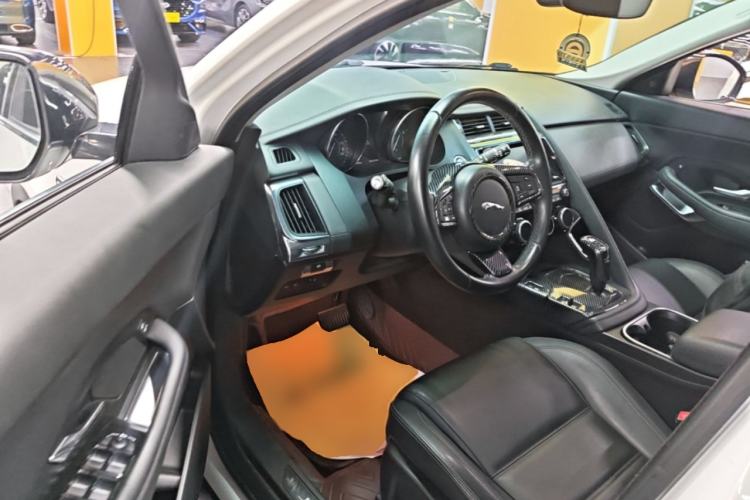 Used Jaguar E-PACE 2018 P200 S China VI Driver Seat