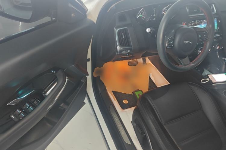 Used Jaguar E-PACE 2018 P250 S China VI Driver Seat