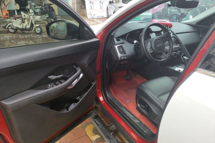 Used Jaguar E-PACE 2018 P200 S China VI Driver Seat