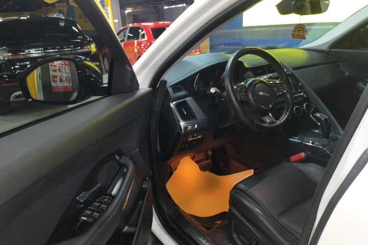 Used Jaguar E-PACE 2018 P200 S China VI Driver Seat