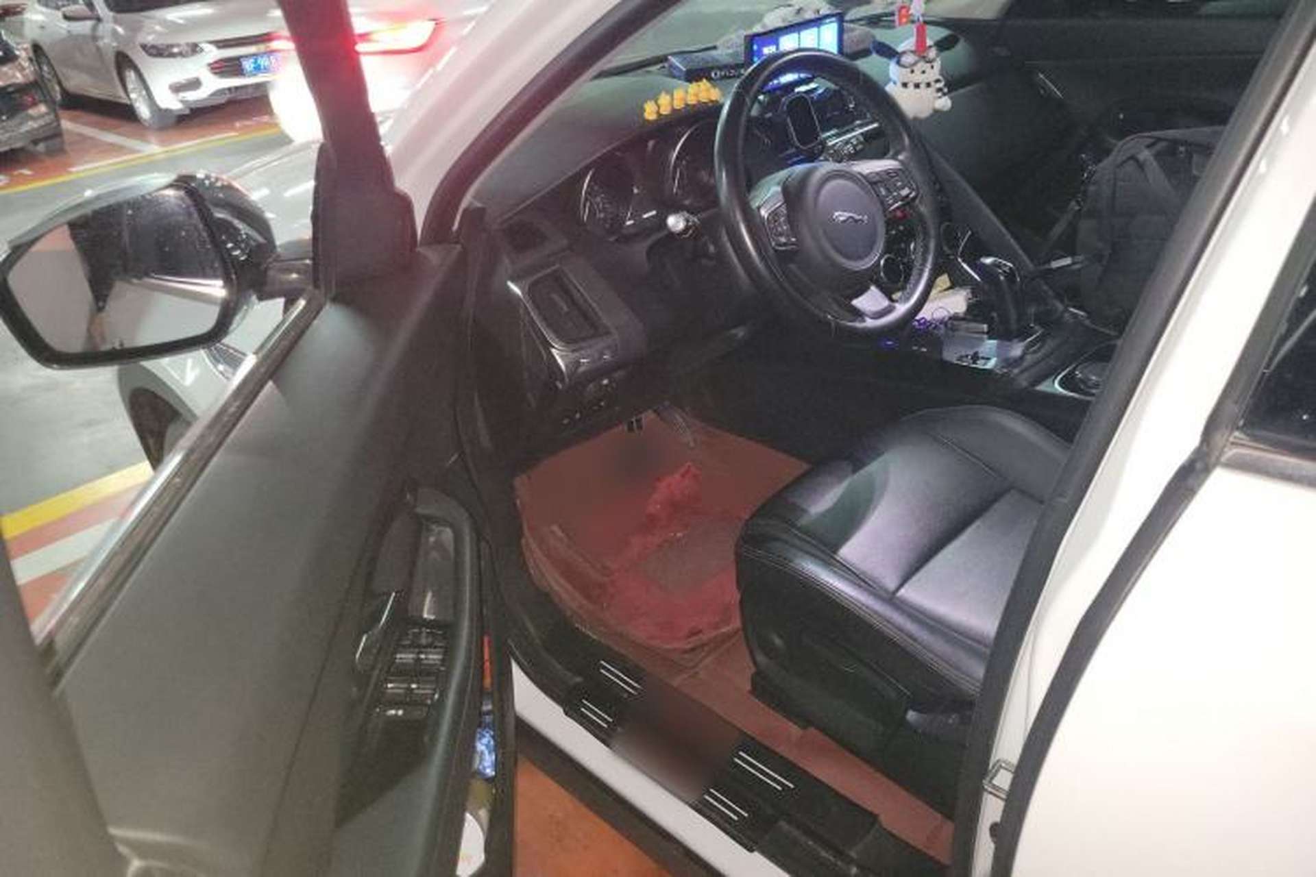 Used Jaguar E-PACE 2018 P200 China VI Driver Seat