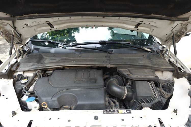 Used Jaguar E-PACE 2018 P200 S China VI Engine Bay