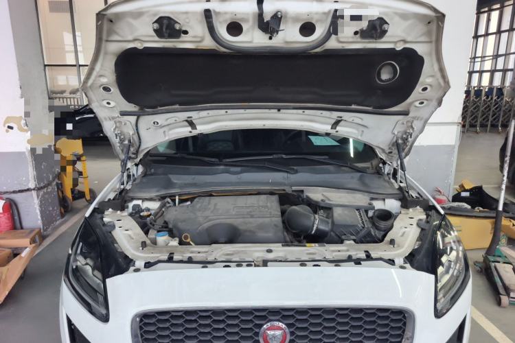 Used Jaguar E-PACE 2018 P250 S China V-standard Engine Bay
