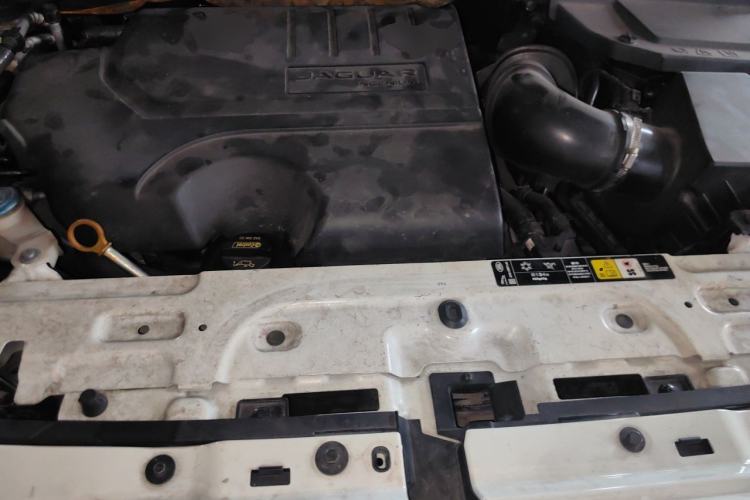 Used Jaguar E-PACE 2018 P200 S China VI Engine Bay