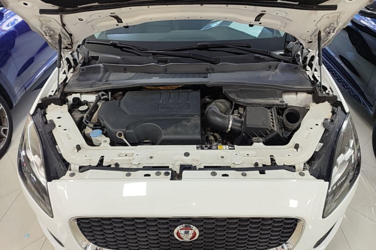 Used Jaguar E-PACE 2018 P250 S China VI Engine Bay