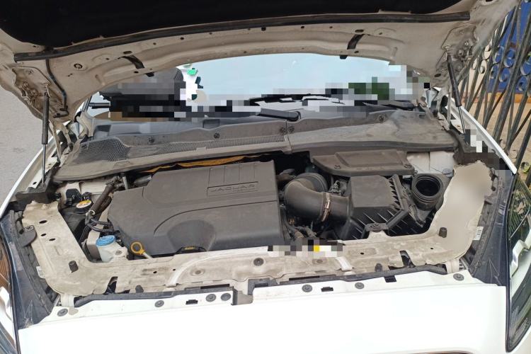 Used Jaguar E-PACE 2018 P250 SE China VI Engine Bay