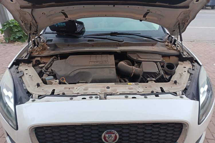 Used Jaguar E-PACE 2018 P200 China V Standard Engine Bay