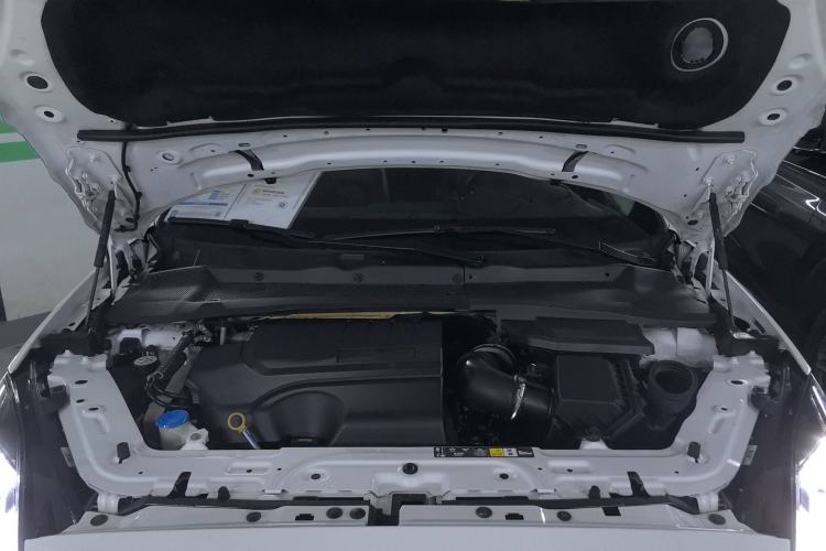 Used Jaguar E-PACE 2018 P200 S China VI Engine Bay