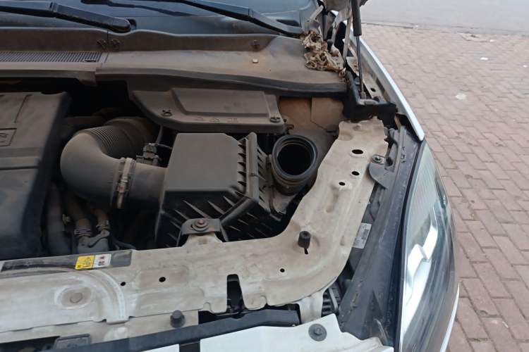 Used Jaguar E-PACE 2018 P200 China V Standard Engine Bay Left