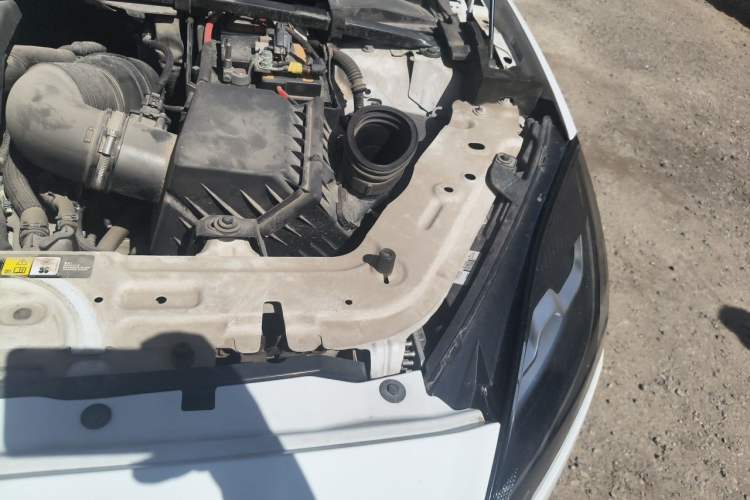 Used Jaguar E-PACE 2018 P200 S China VI Engine Bay Left