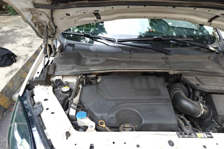 Used Jaguar E-PACE 2018 P200 S China VI Engine Bay Right