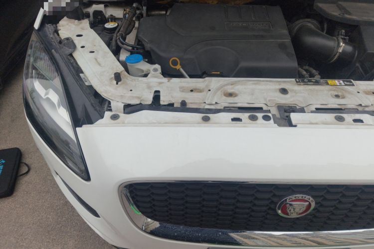 Used Jaguar E-PACE 2018 P200 S China VI Engine Bay Right
