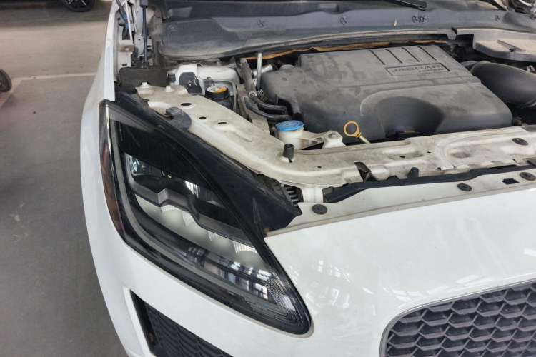 Used Jaguar E-PACE 2018 P250 S China V-standard Engine Bay Right
