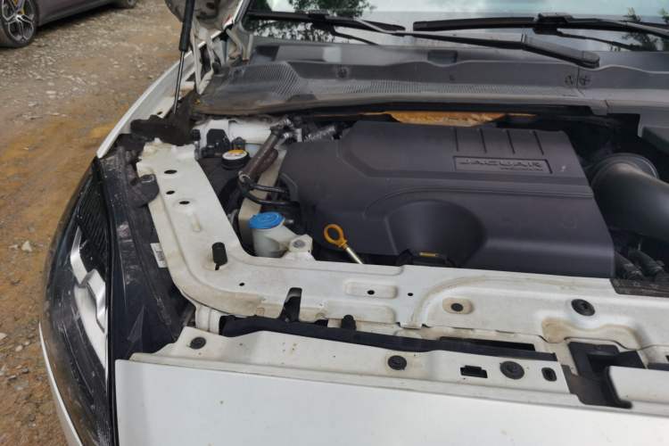 Used Jaguar E-PACE 2018 P250 S China V-standard Engine Bay Right