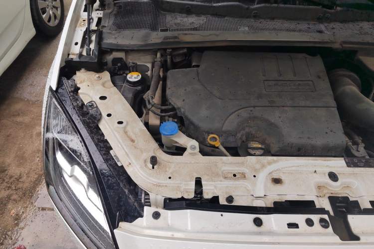 Used Jaguar E-PACE 2018 P200 S China V-standard Engine Bay Right