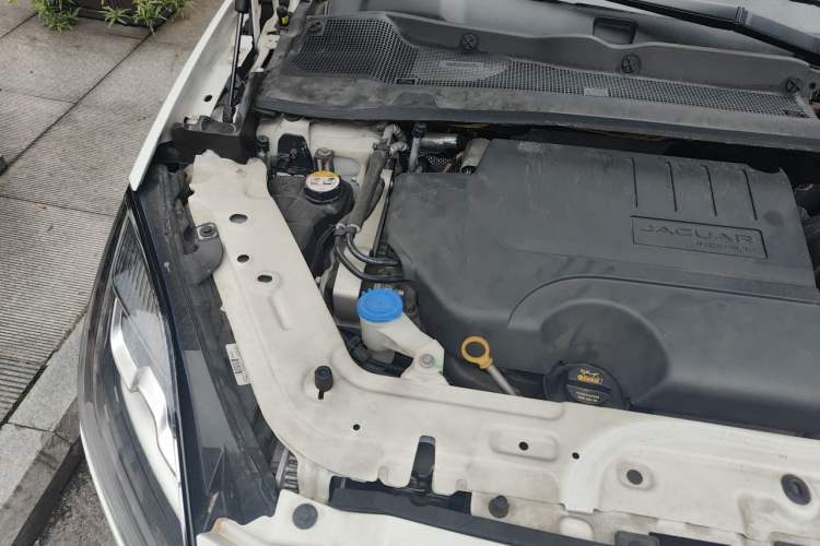 Used Jaguar E-PACE 2018 P200 S China VI Engine Bay Right