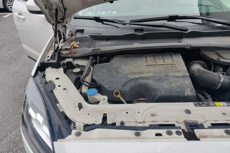 Used Jaguar E-PACE 2018 P250 SE China V-standard Engine Bay Right