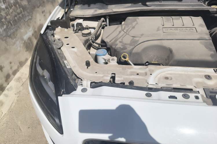 Used Jaguar E-PACE 2018 P200 S China VI Engine Bay Right