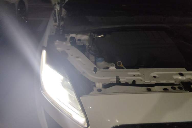 Used Jaguar E-PACE 2018 P200 S China V-standard Engine Bay Right