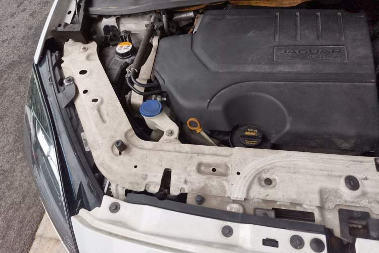 Used Jaguar E-PACE 2018 P250 S China V-standard Engine Bay Right