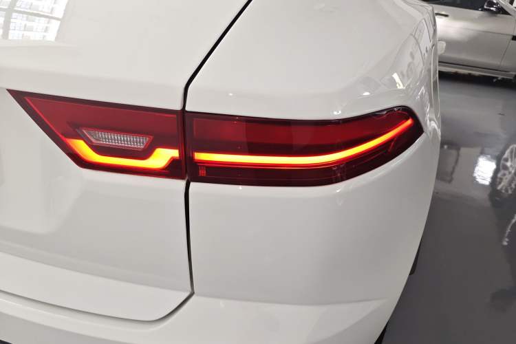 Used Jaguar E-PACE 2018 P200 S China VI Exterior 3
