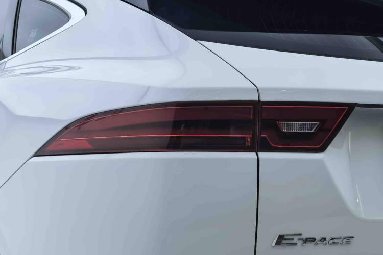 Used Jaguar E-PACE 2018 P200 S China VI Exterior 7