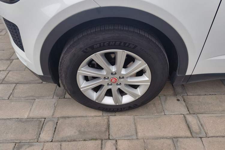 Used Jaguar E-PACE 2018 P200 China V Standard Exterior 7