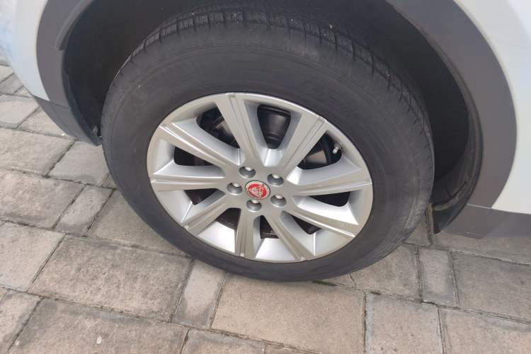 Used Jaguar E-PACE 2018 P200 China V Standard Exterior 8