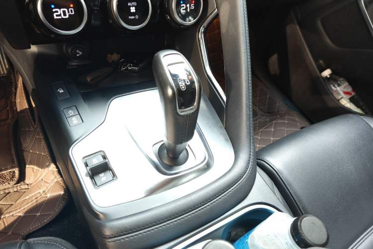 Used Jaguar E-PACE 2018 P200 S China VI Gear Lever