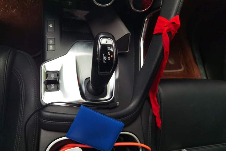 Used Jaguar E-PACE 2018 P250 S China V-standard Gear Lever