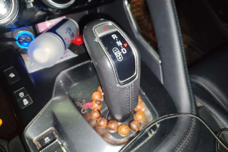 Used Jaguar E-PACE 2018 P200 S China V-standard Gear Lever