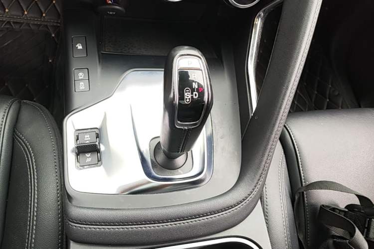 Used Jaguar E-PACE 2018 P200 S China V-standard Gear Lever