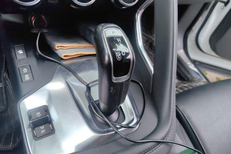 Used Jaguar E-PACE 2018 P250 S China VI Gear Lever