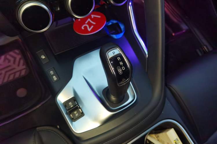 Used Jaguar E-PACE 2018 P200 China V Standard Gear Lever