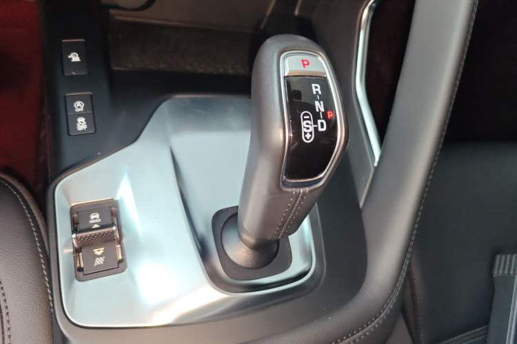 Used Jaguar E-PACE 2018 P200 S China VI Gear Lever