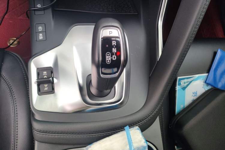 Used Jaguar E-PACE 2018 P200 S China VI Gear Lever