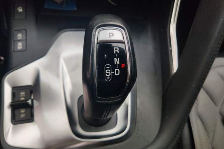 Used Jaguar E-PACE 2018 P250 SE China V-standard Gear Lever