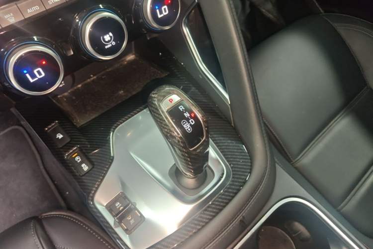 Used Jaguar E-PACE 2018 P200 S China VI Gear Lever