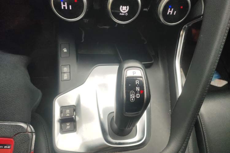 Used Jaguar E-PACE 2018 P200 S China VI Gear Lever