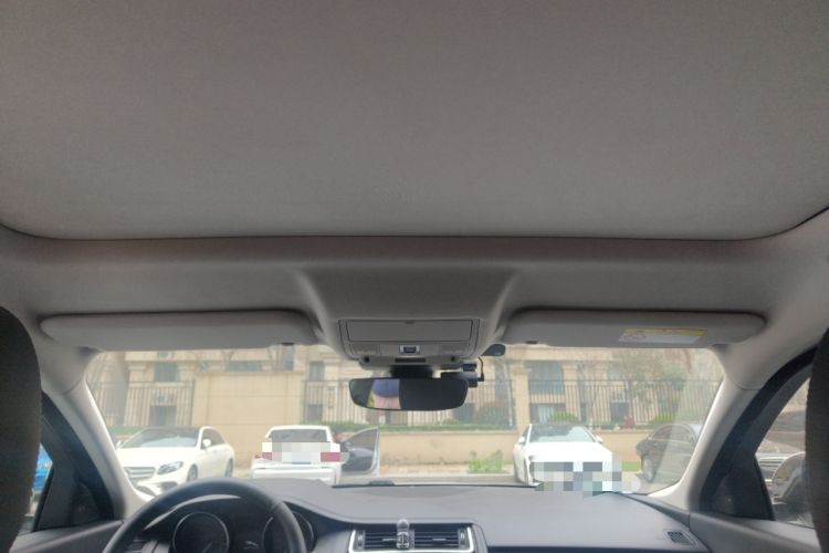 Used Jaguar E-PACE 2018 P200 S China VI Headliner