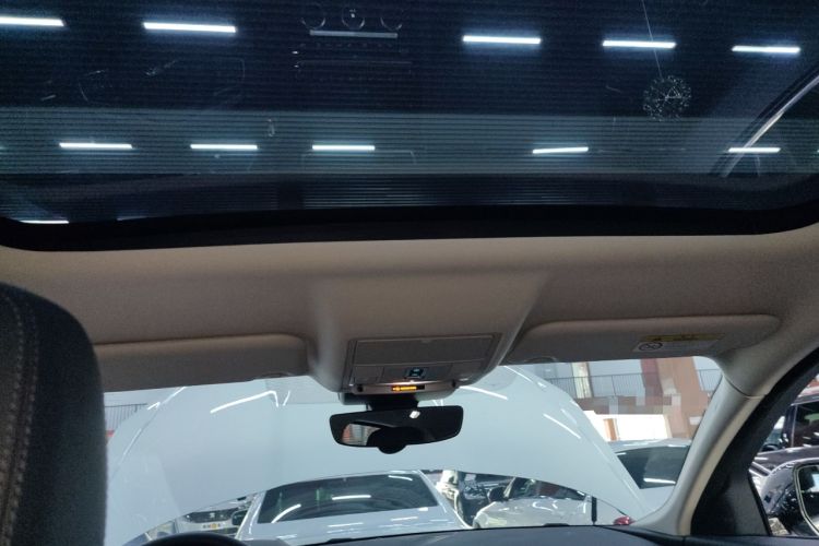 Used Jaguar E-PACE 2018 P200 S China VI Headliner