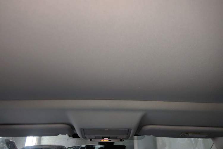 Used Jaguar E-PACE 2018 P200 S China VI Headliner