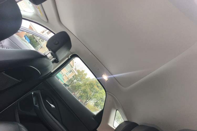 Used Jaguar E-PACE 2018 P200 S China VI Headliner