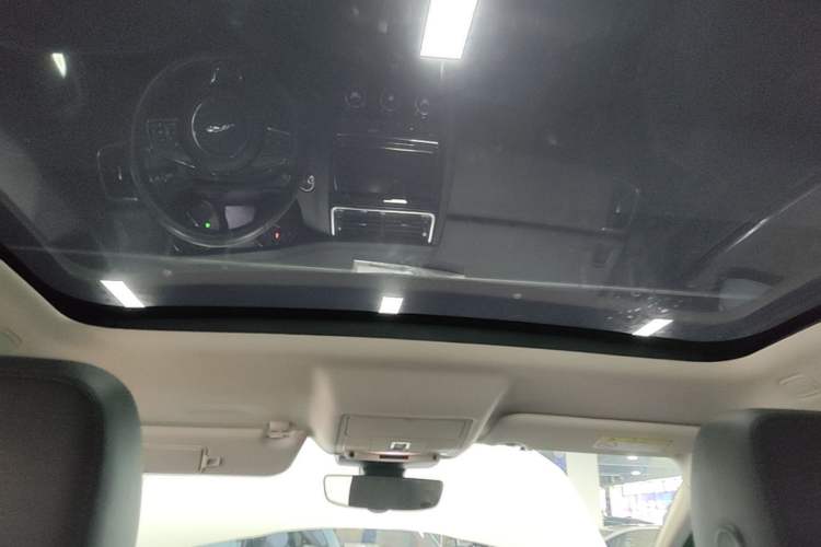 Used Jaguar E-PACE 2018 P200 S China VI Headliner