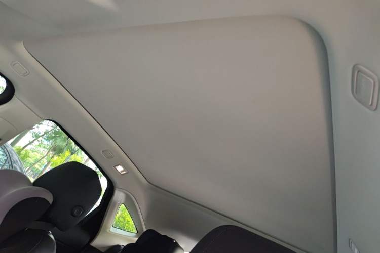 Used Jaguar E-PACE 2018 P250 S China VI Headliner