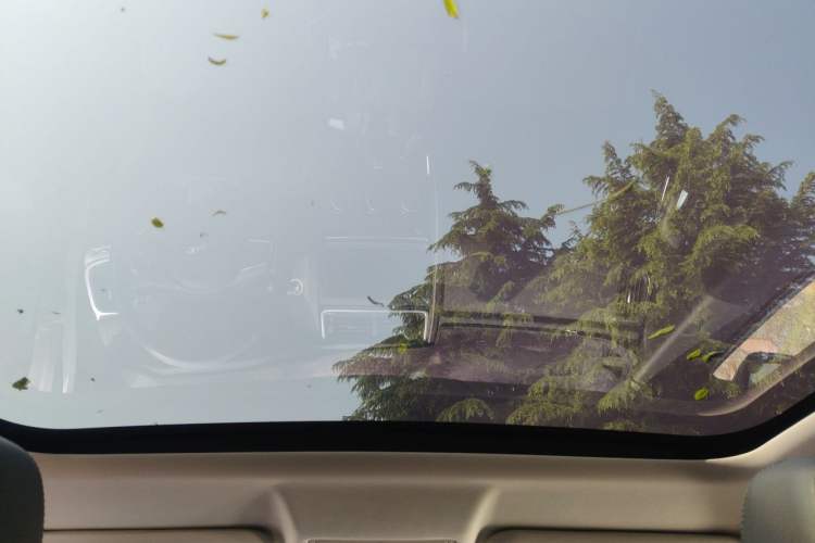 Used Jaguar E-PACE 2018 P200 S China VI Headliner