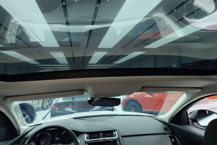 Used Jaguar E-PACE 2018 P200 S China VI Headliner
