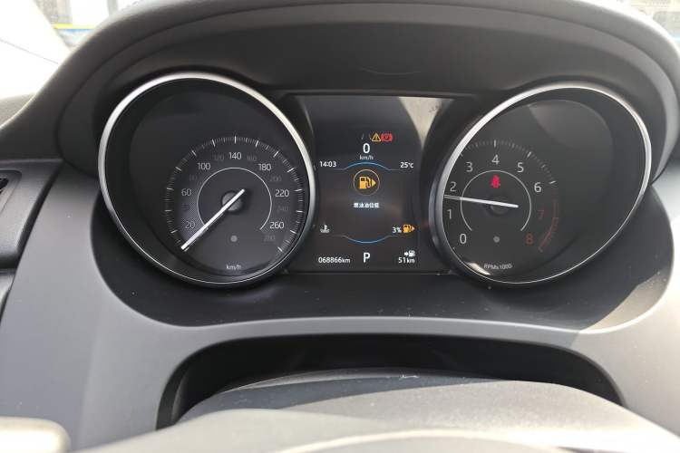 Used Jaguar E-PACE 2018 P200 S China VI Instrument Cluster
