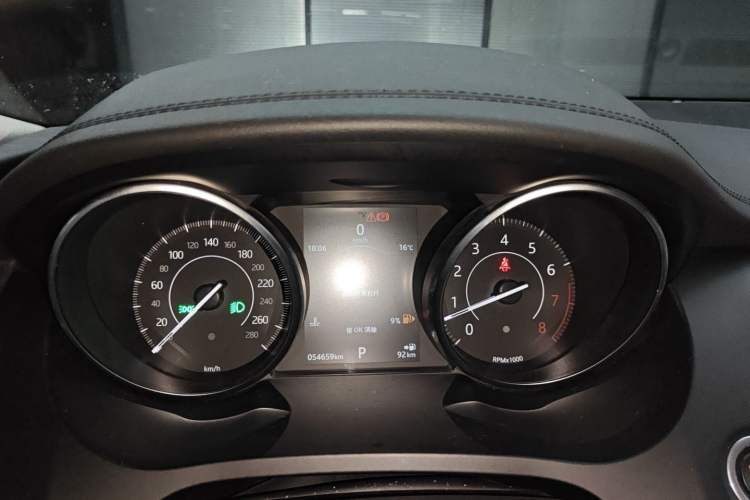 Used Jaguar E-PACE 2018 P250 S China VI Instrument Cluster