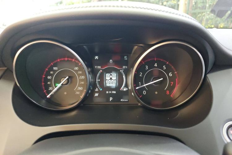 Used Jaguar E-PACE 2018 P250 S China VI Instrument Cluster